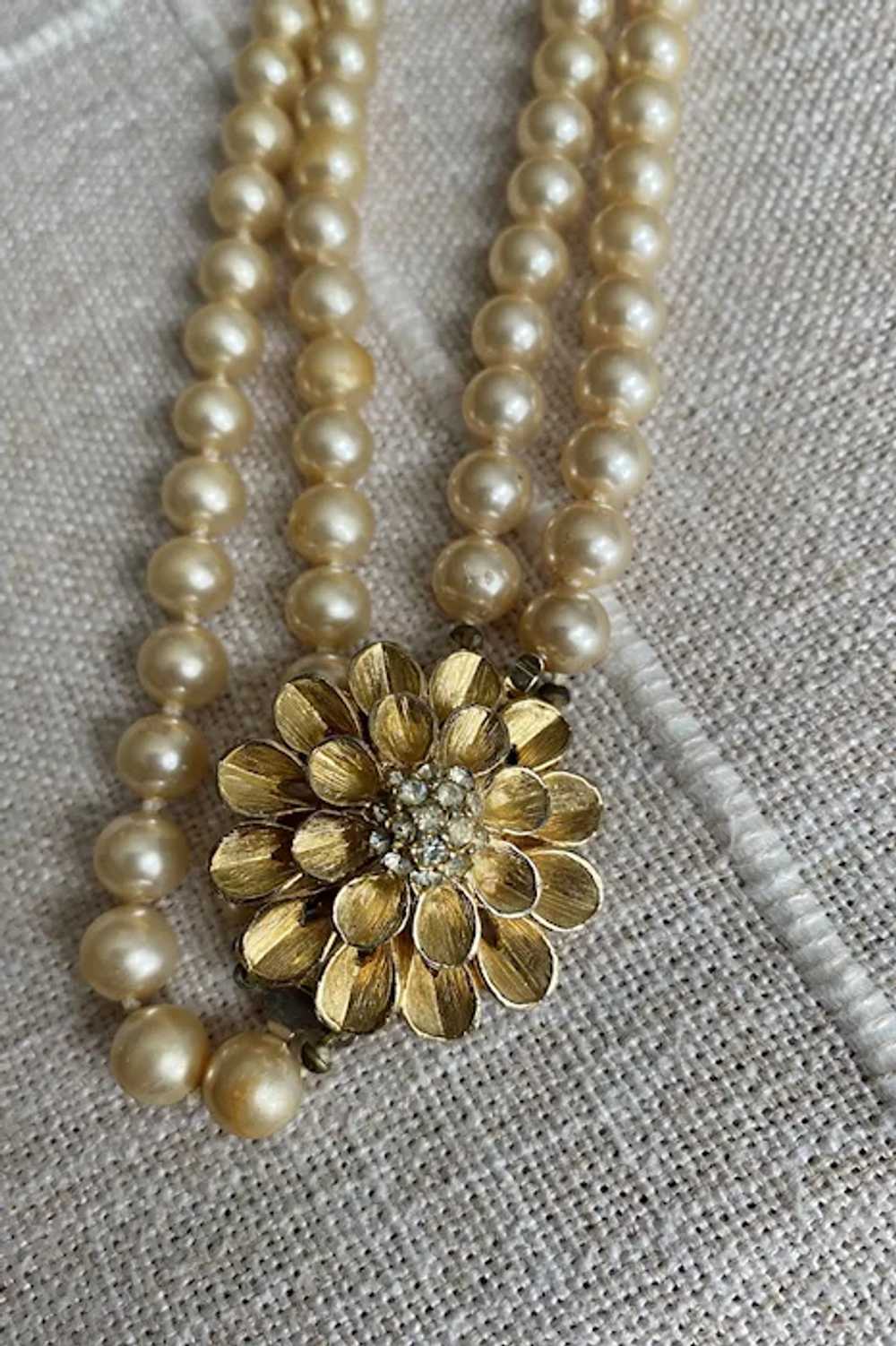 Signed LARA, Double Strand Pearl Necklace Gold To… - image 4