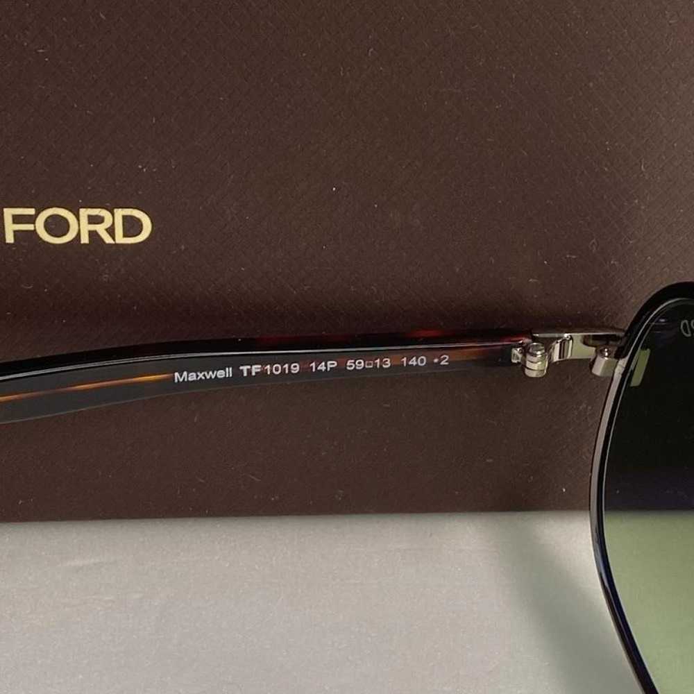 Tom Ford Aviator sunglasses - image 3