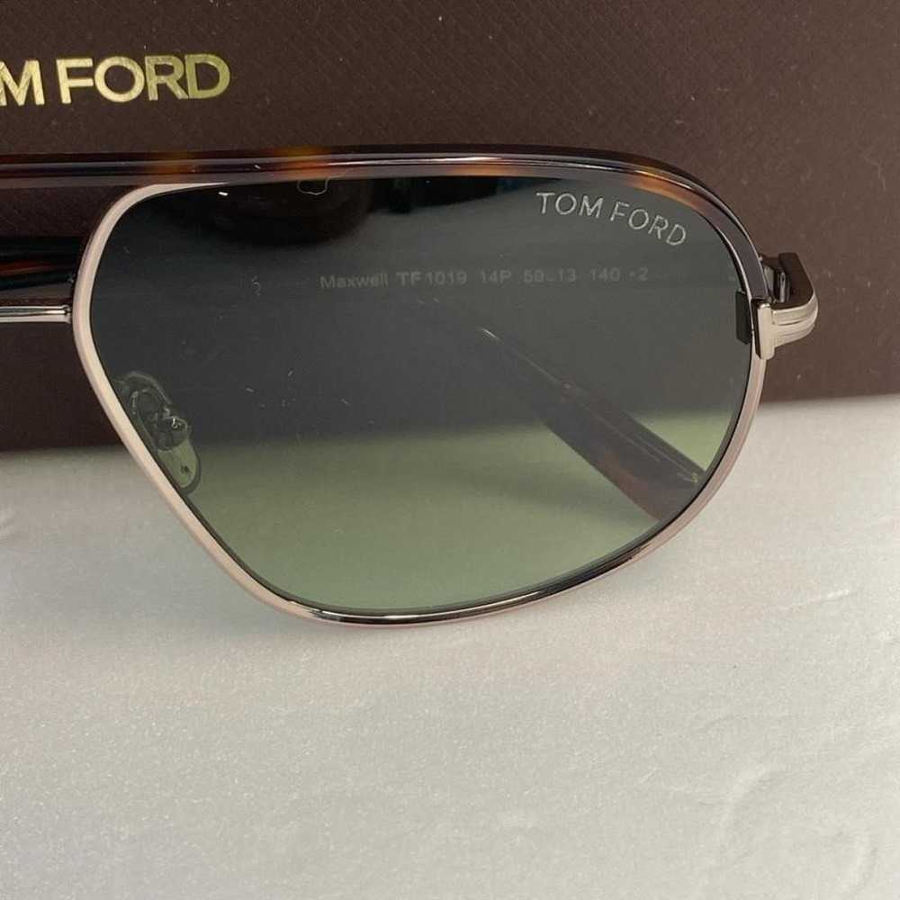 Tom Ford Aviator sunglasses - image 8