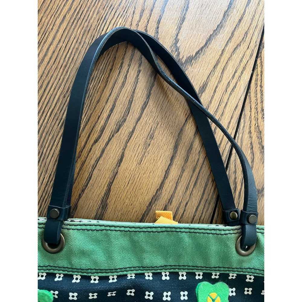 Lucky Brand Hippy Daisy Green Canvas Black Leathe… - image 4