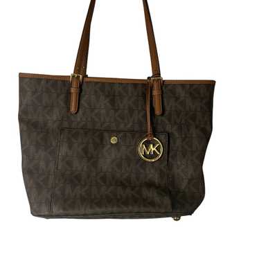 Michael Kors Jet Set Tote