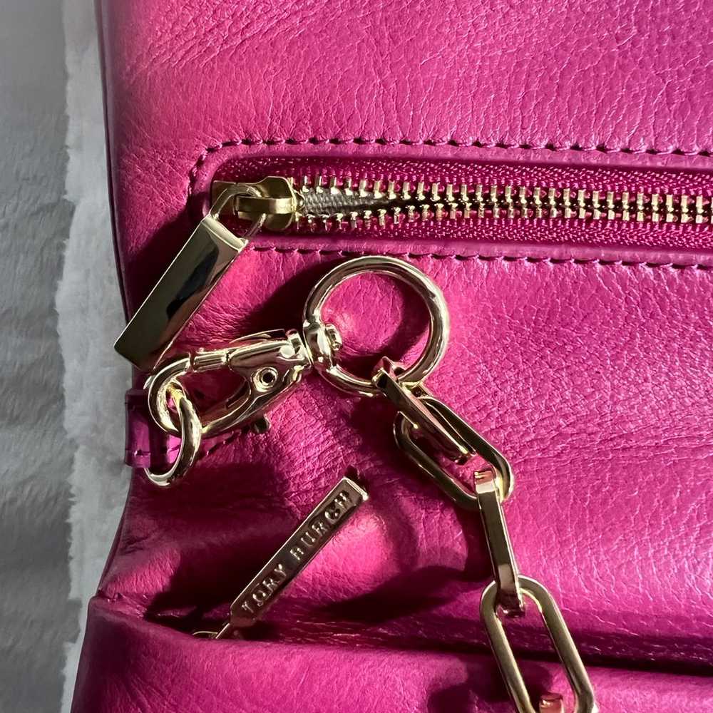 TORY BURCH MAGENTA TEXTURE LEATHER - image 9