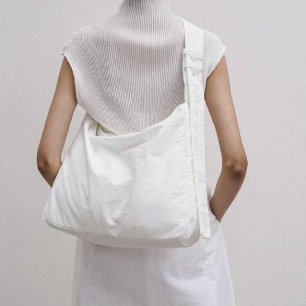 AMOMENTO Padded Shoulder Bag White - image 1