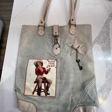 Vintage Addiction From A Distance Time Tote - image 1