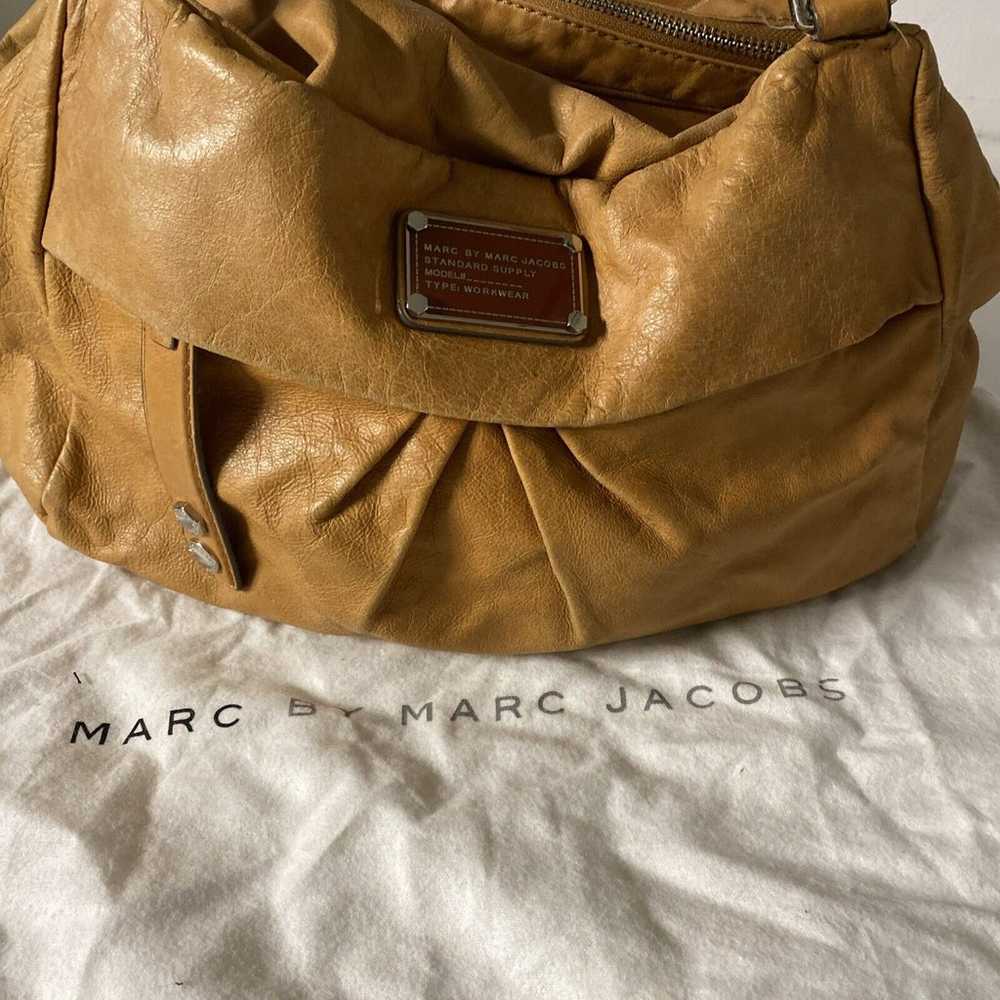 Marc by Marc Jacobs Twisted Groove Satchel Tan Br… - image 12