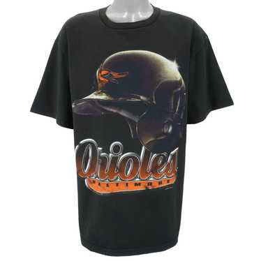 MLB (Lee) - Baltimore Orioles Helmet T-Shirt 1997… - image 1