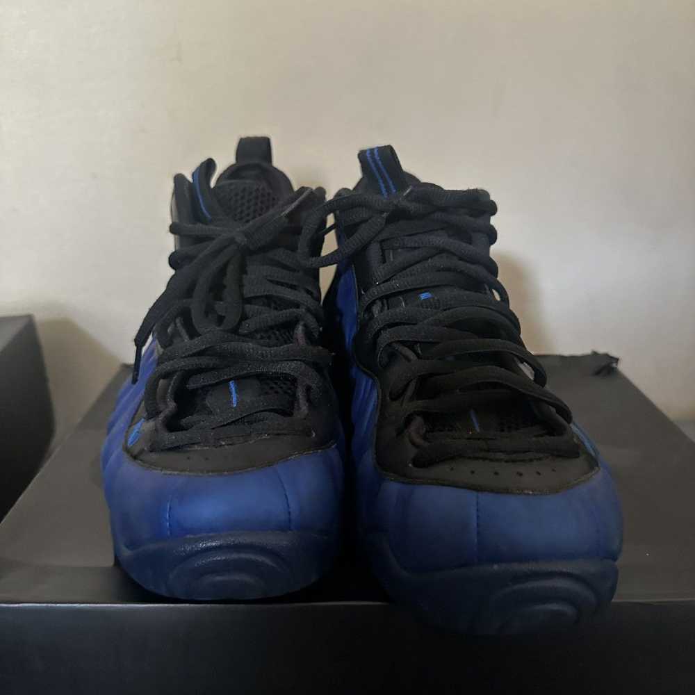 Streetwear Foamposites and retro 5s size 9 - image 4