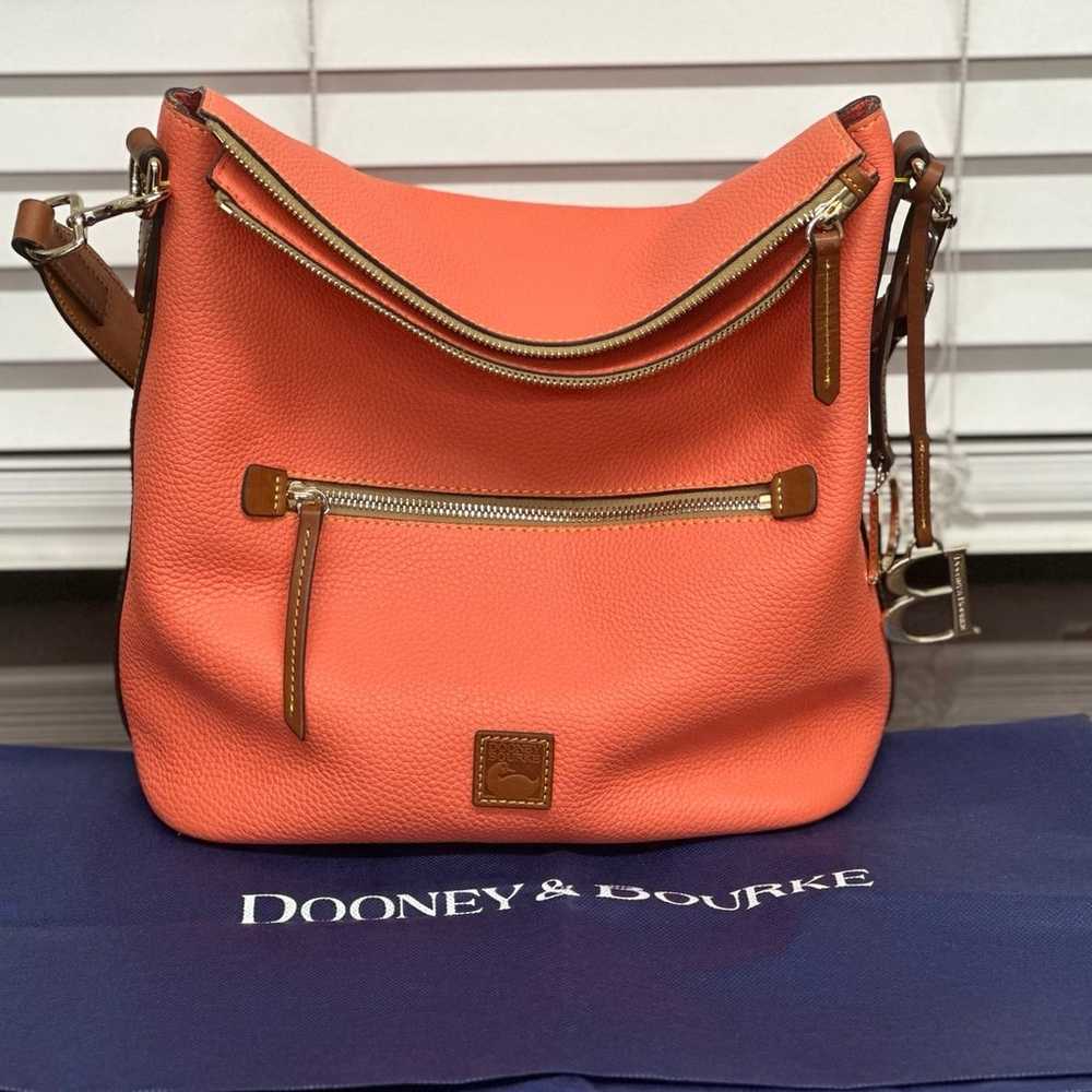 Dooney and Bourke Pebble Grain Large Sac - image 5