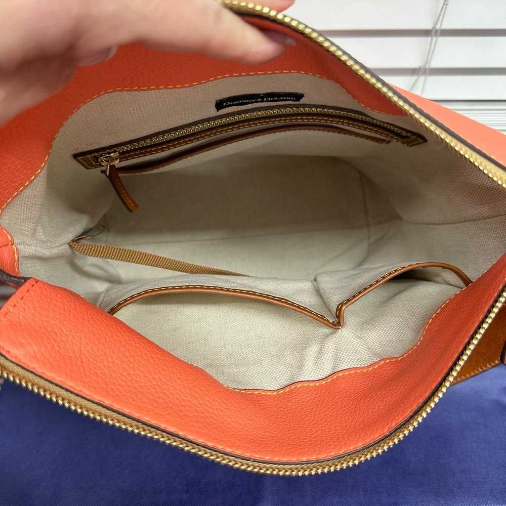 Dooney and Bourke Pebble Grain Large Sac - image 7