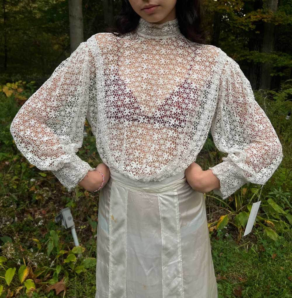 antique 1900s crochet lace blouse (XS) - image 2