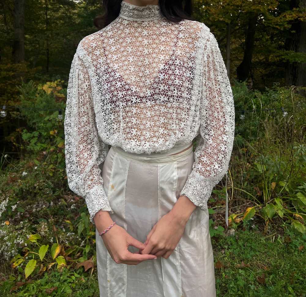 antique 1900s crochet lace blouse (XS) - image 3