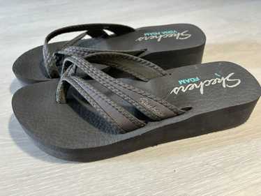 SKECHERS Yoga Foam ブラックサンダル Skechers Yoga Foam Black Sandals Womens Size 7 | eBay
