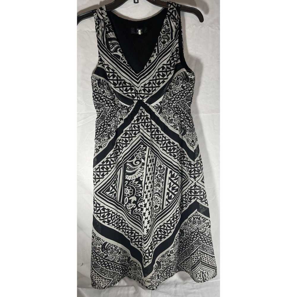 Mossimo Mossimo Black White Vneck Sleeveless Dres… - image 1