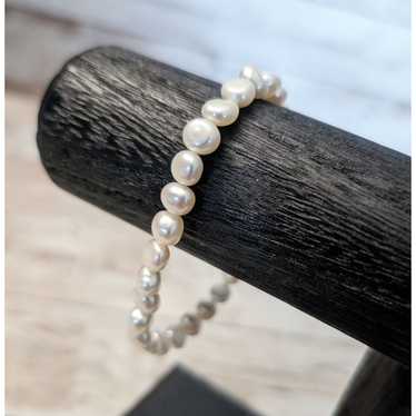 Vintage Vintage Pearl Bracelet - Stretch Bracelet - image 1