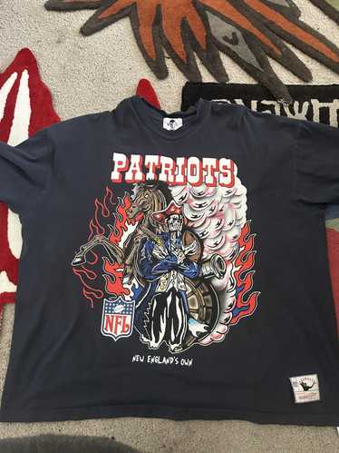 Warren Lotas Warren lotas New England patriots tee