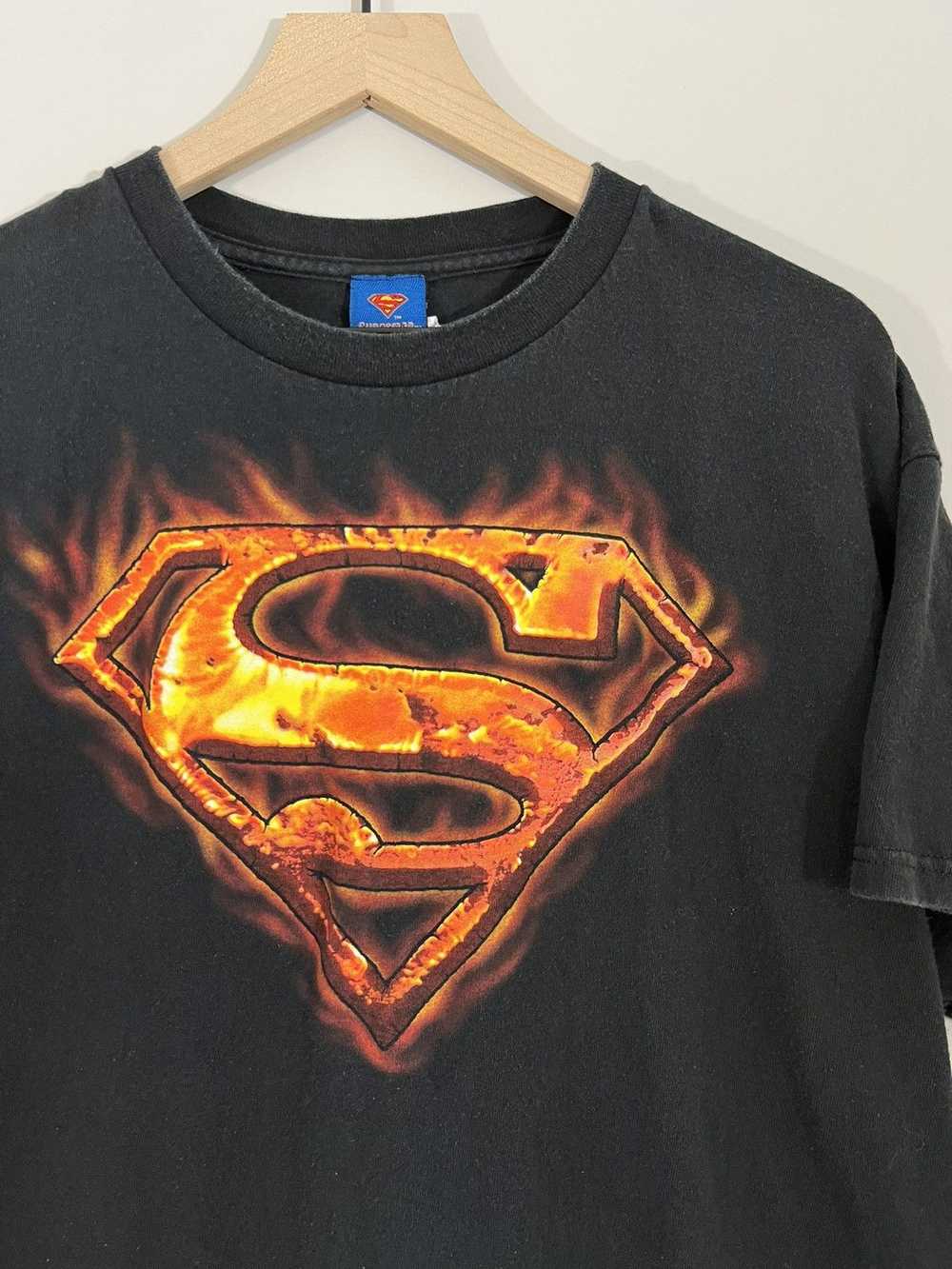 Comics × Vintage Faded Superman Flame Logo Y2K Co… - image 3