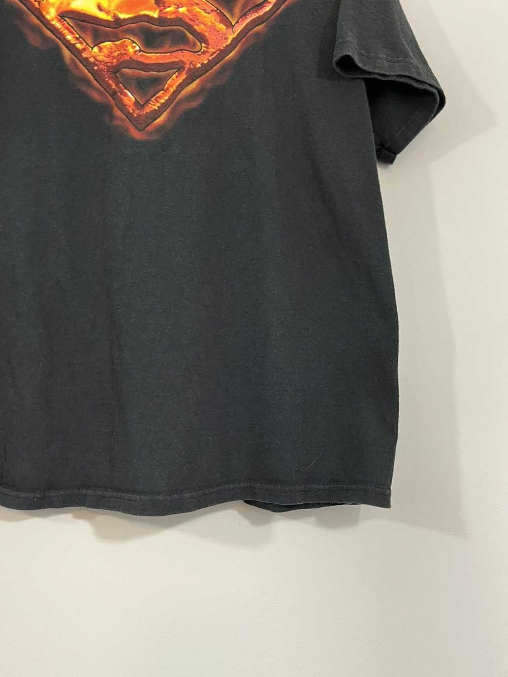 Comics × Vintage Faded Superman Flame Logo Y2K Co… - image 6