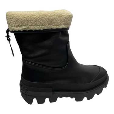 Moncler Leather snow boots