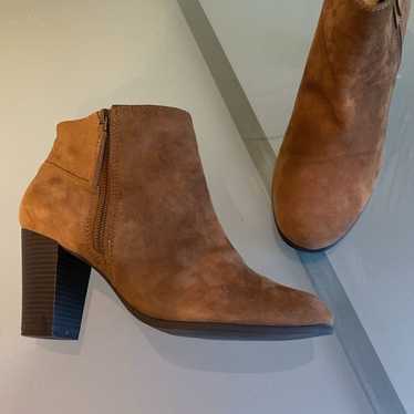 Like NEW Cole Haan Brown SUEDE Ankle Boots Wester… - image 1