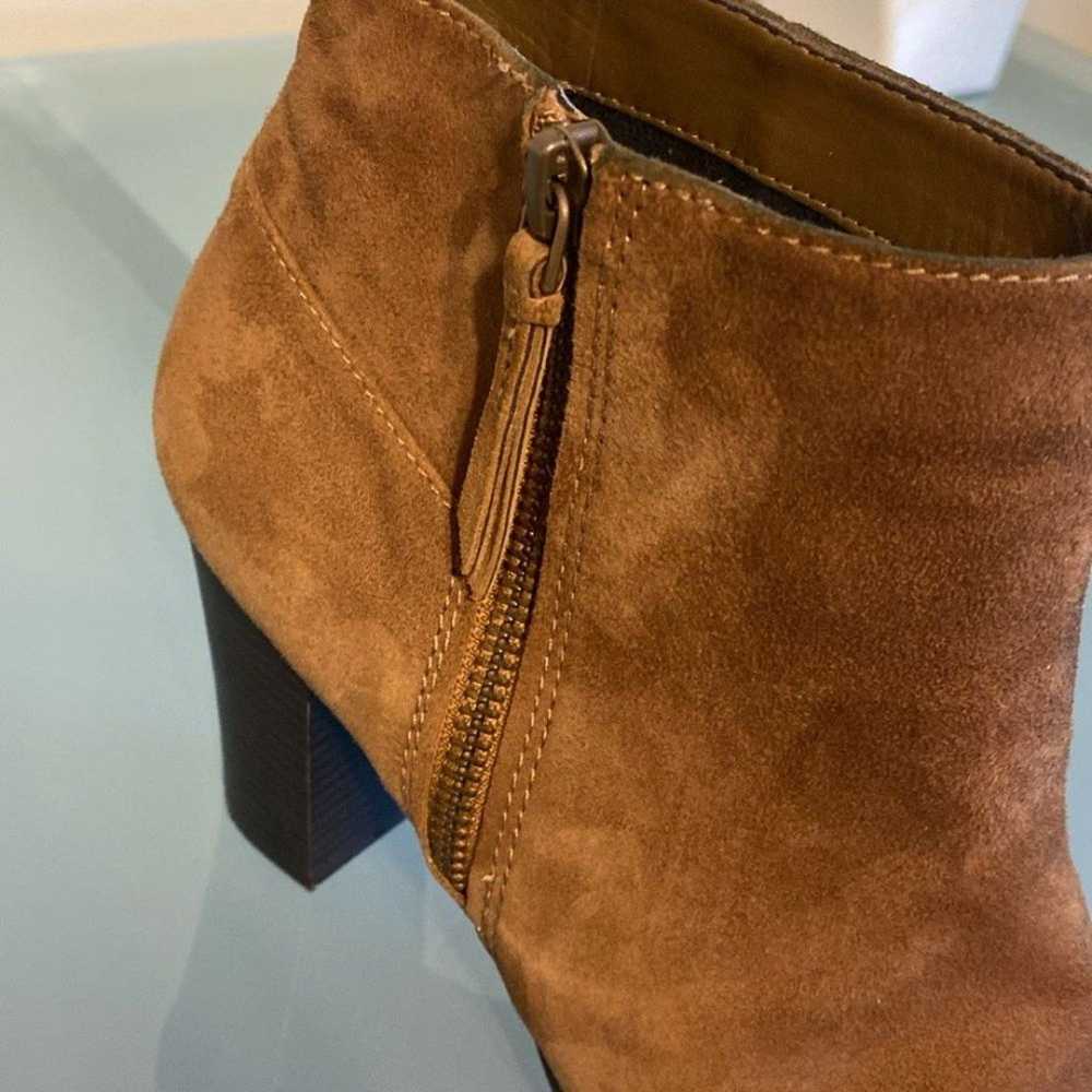 Like NEW Cole Haan Brown SUEDE Ankle Boots Wester… - image 8