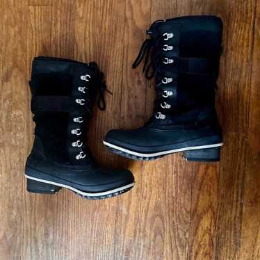 Sorel boots size 6-1/2 - image 1