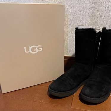 UGG Black Sheepskin Boots