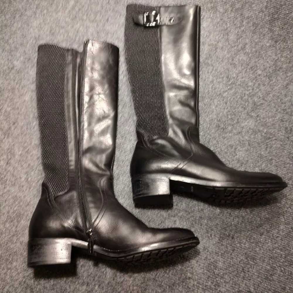 Aquatalia boots size 6 - image 1