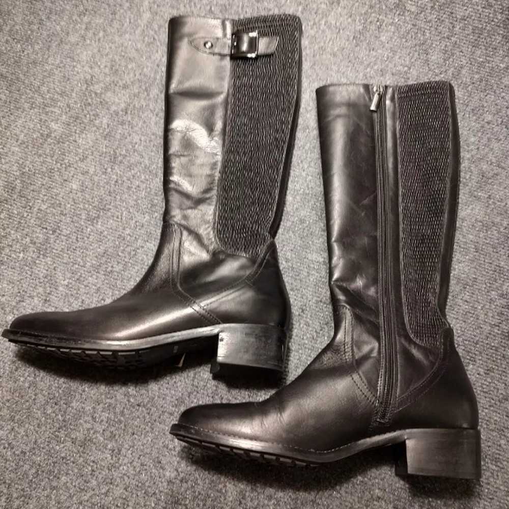 Aquatalia boots size 6 - image 3