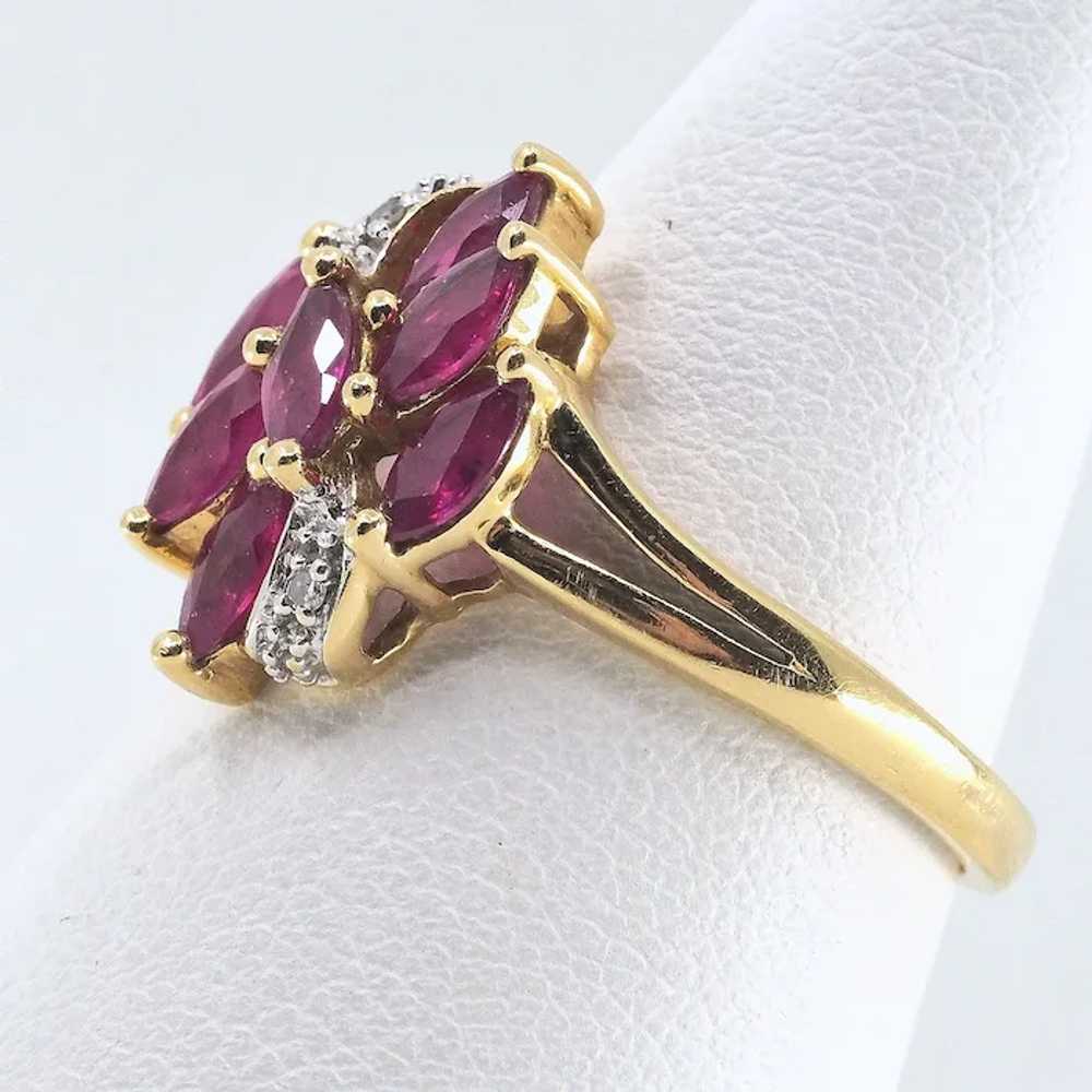 18K solid gold ring with gorgeous faceted spinels… - image 4