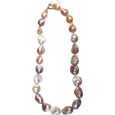 Chunky Baroque 'Fireball' Freshwater Pearl Neckla… - image 1