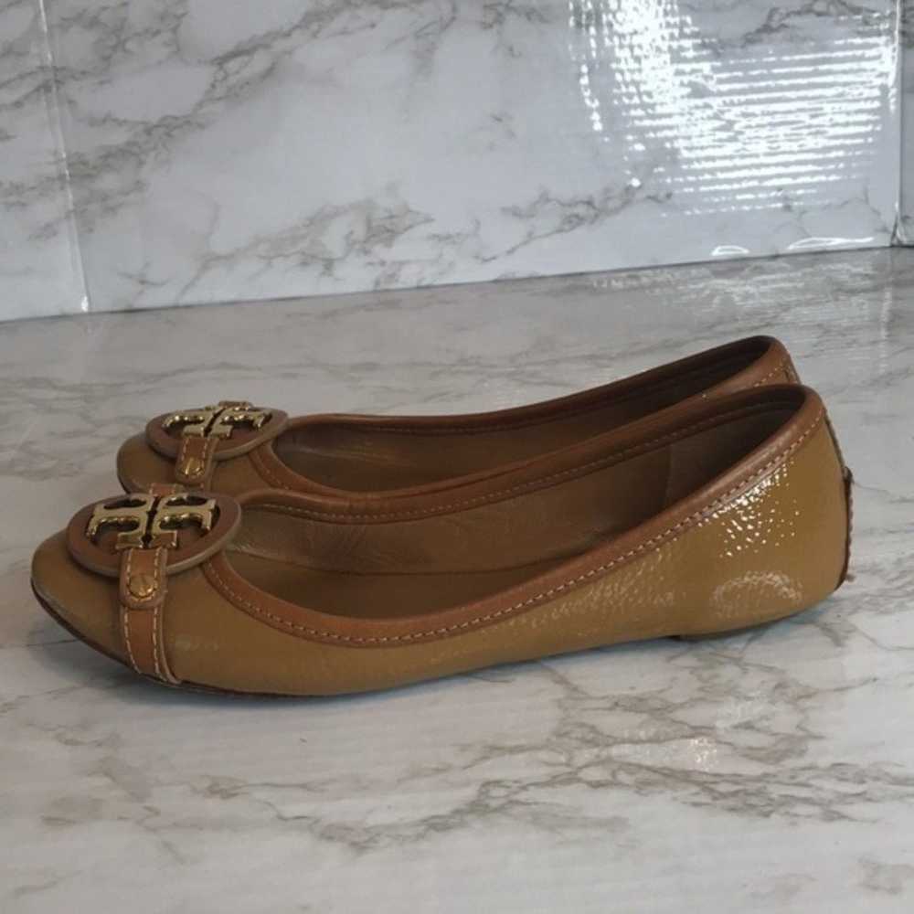 Tory Burch Aaden Patent Logo Ballerina size 6.5 m… - image 4