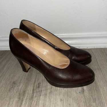 Vintage Barney’s New York brown leather pump heels - image 1