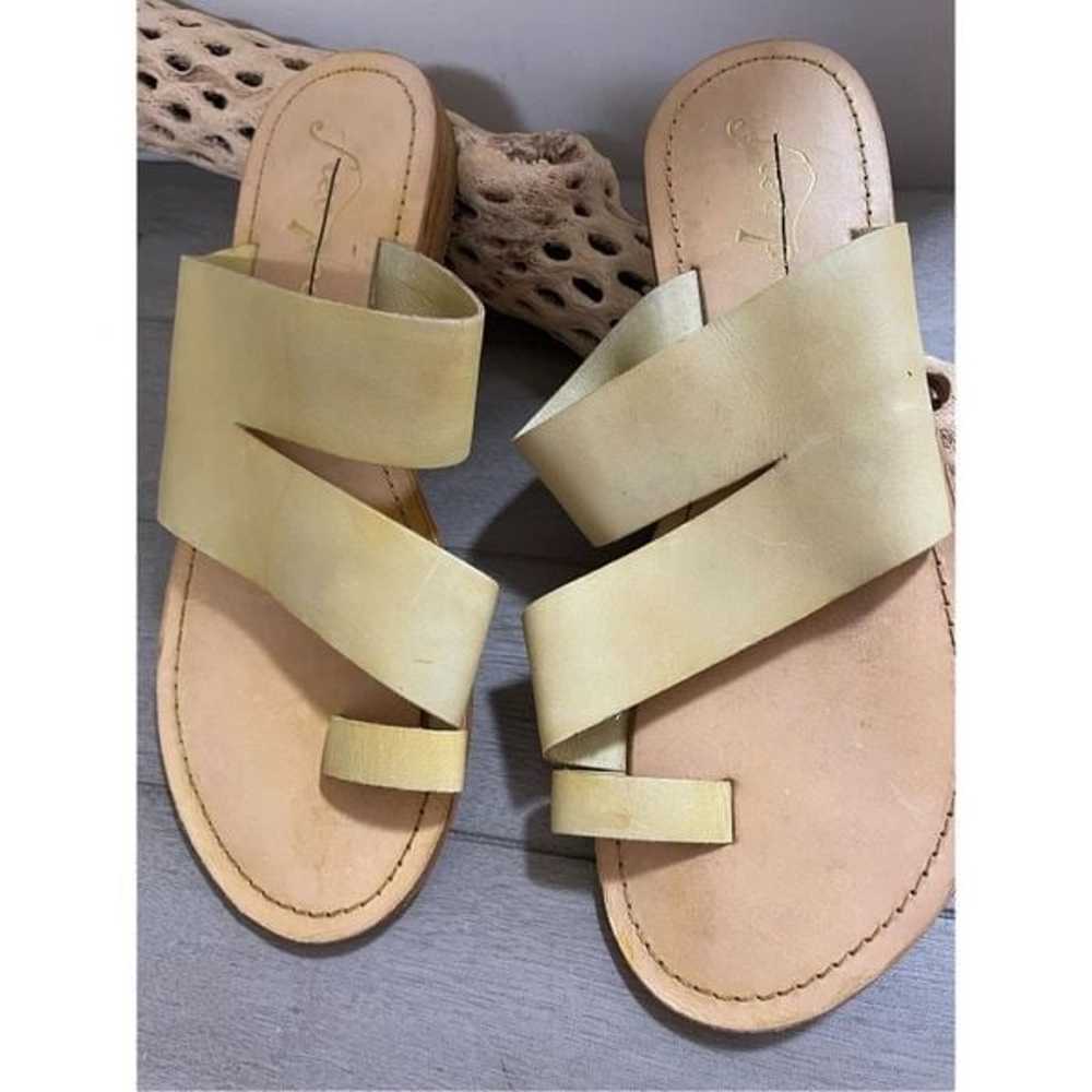 Free People Abilene Toe Loop Sandals Size 38.5 - image 3