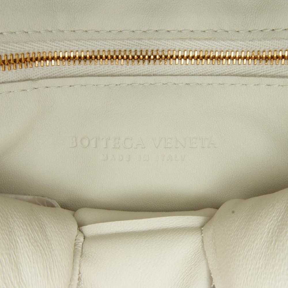 Bottega Veneta Cassette leather crossbody bag - image 7