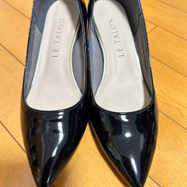 LE TALON Black Pointed Toe Pumps