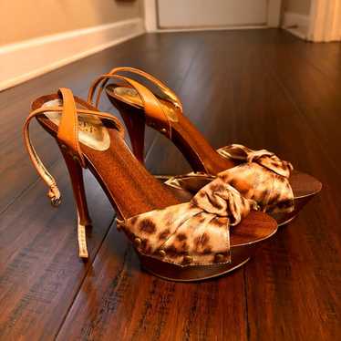 GUESS high heel shoes