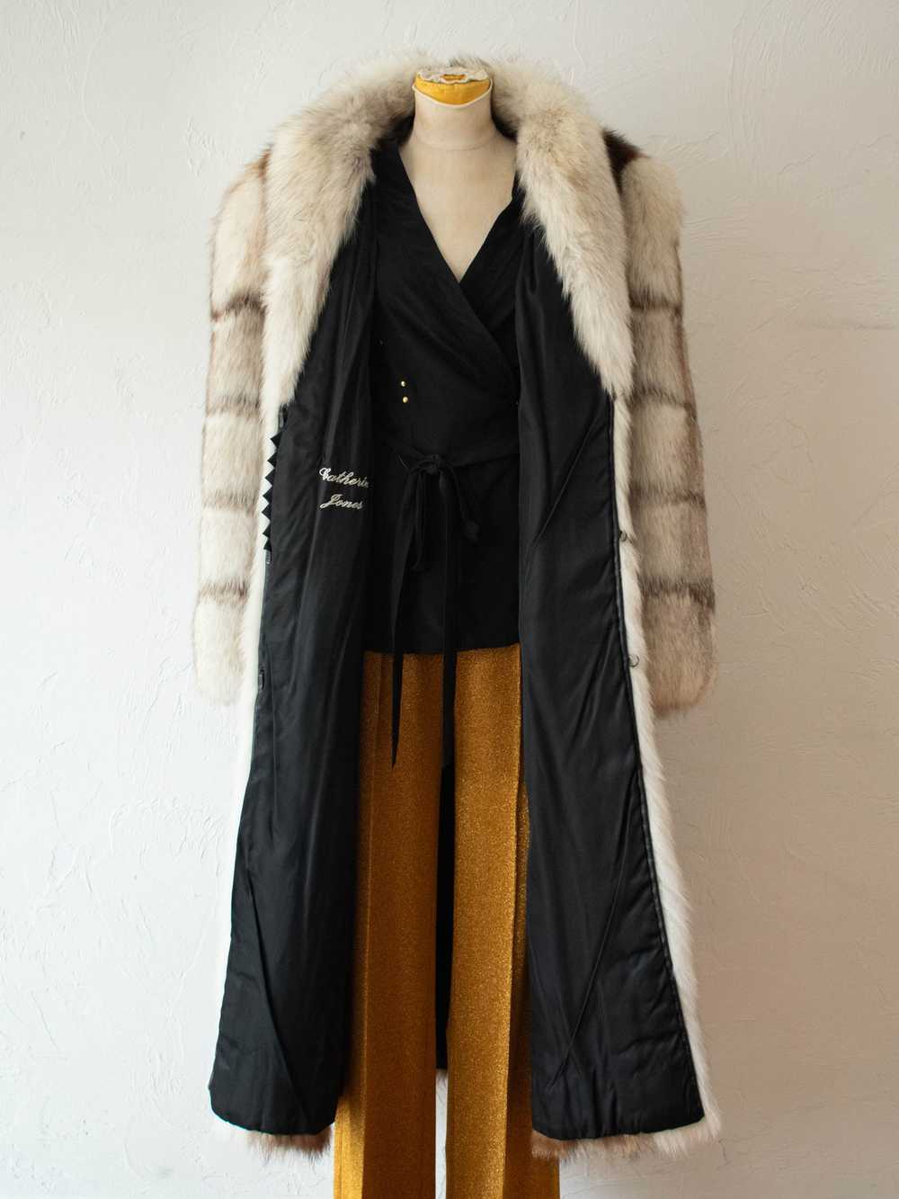 Vintage Canadian Bespoke Two-Tone Fur Coat M/L - image 3