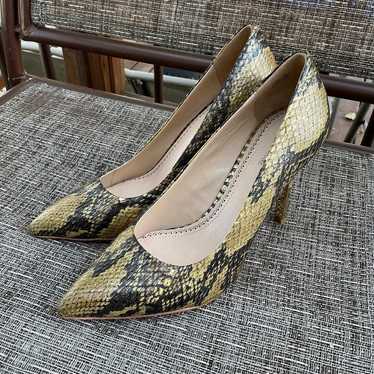 Dressy snake skin heels