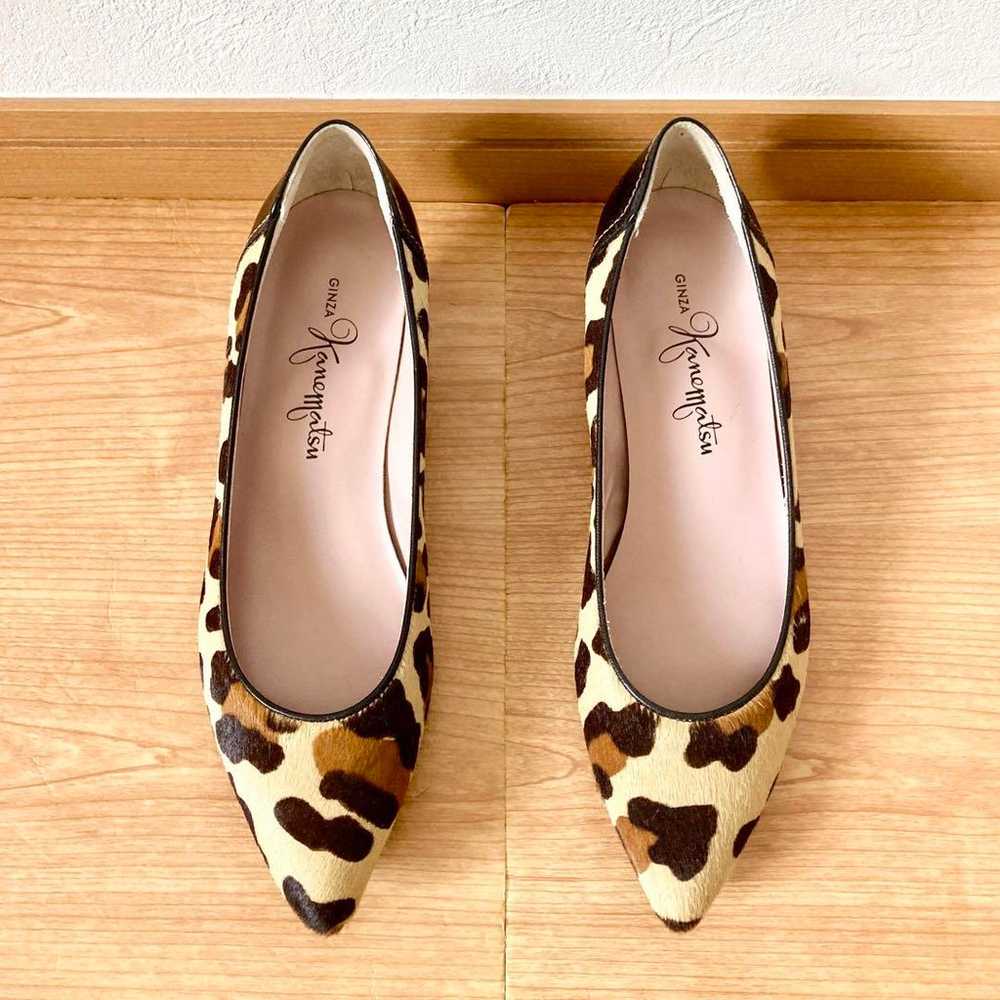 Ginza Kanematsu Leopard Hairon × Patent Low Heel … - image 4