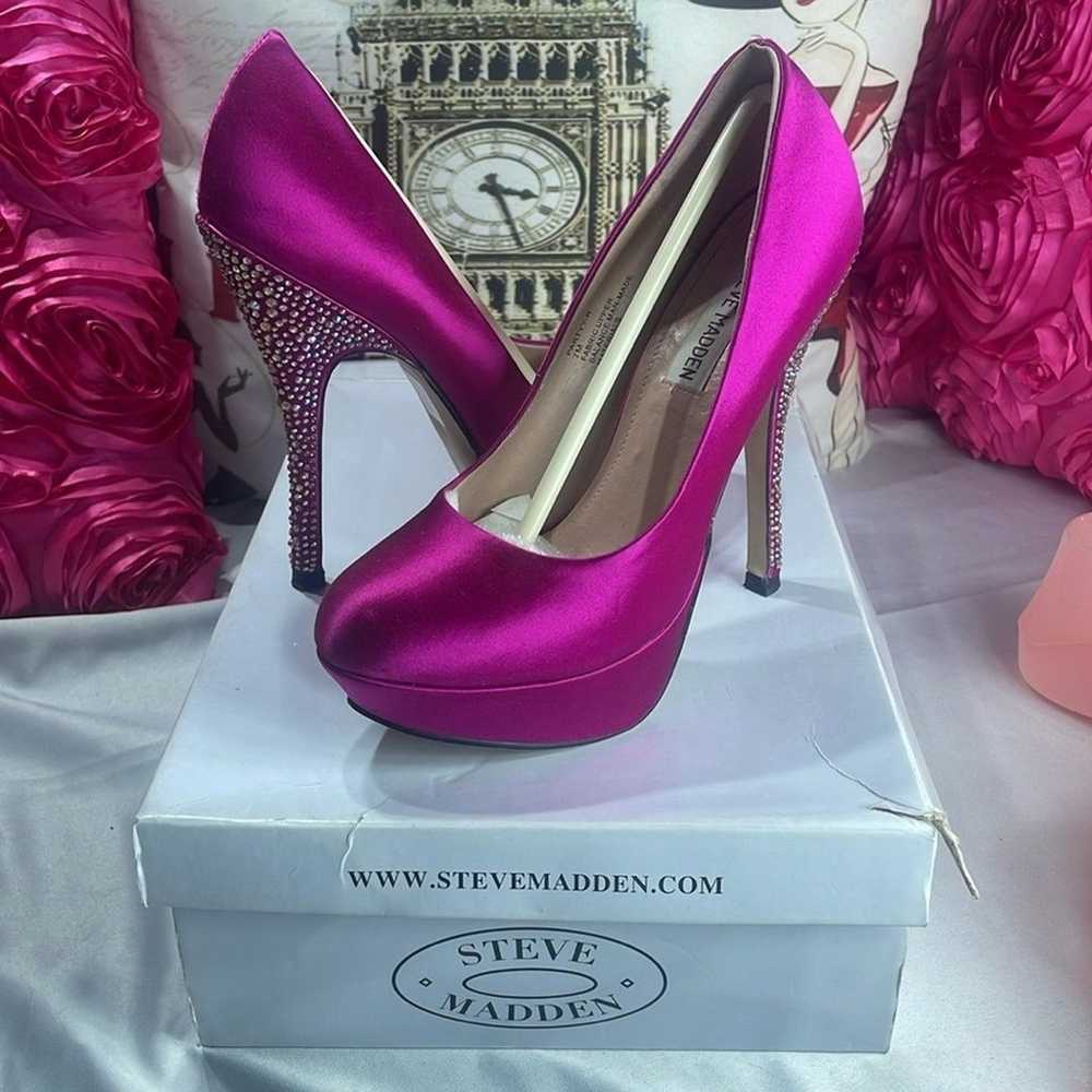 Steve Madden heels in purple and plum, size 7 - image 2