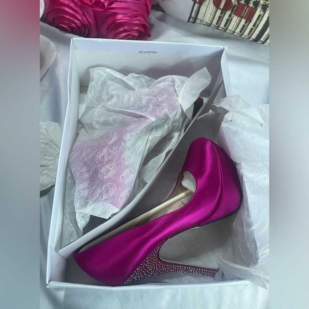 Steve Madden heels in purple and plum, size 7 - image 7