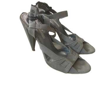 Stella McCartney gray suede heels size 6.5