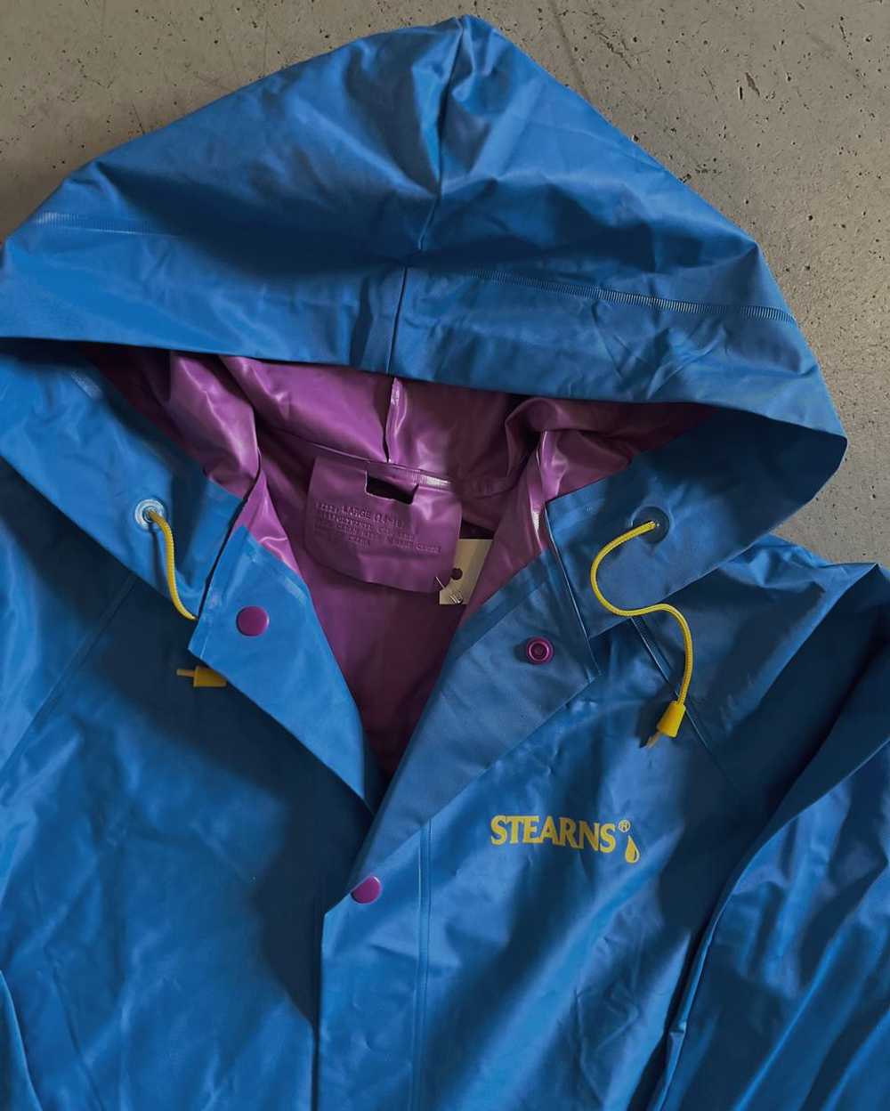 Stearns Vintage Raincoat (L) | Used, Secondhand,… - image 2