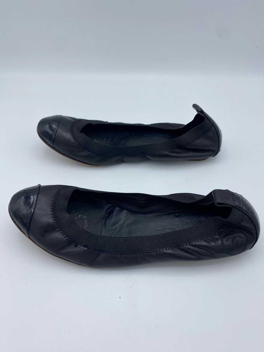 Chanel Black Leather Ballet Flat Shoes, Size 38 - image 11