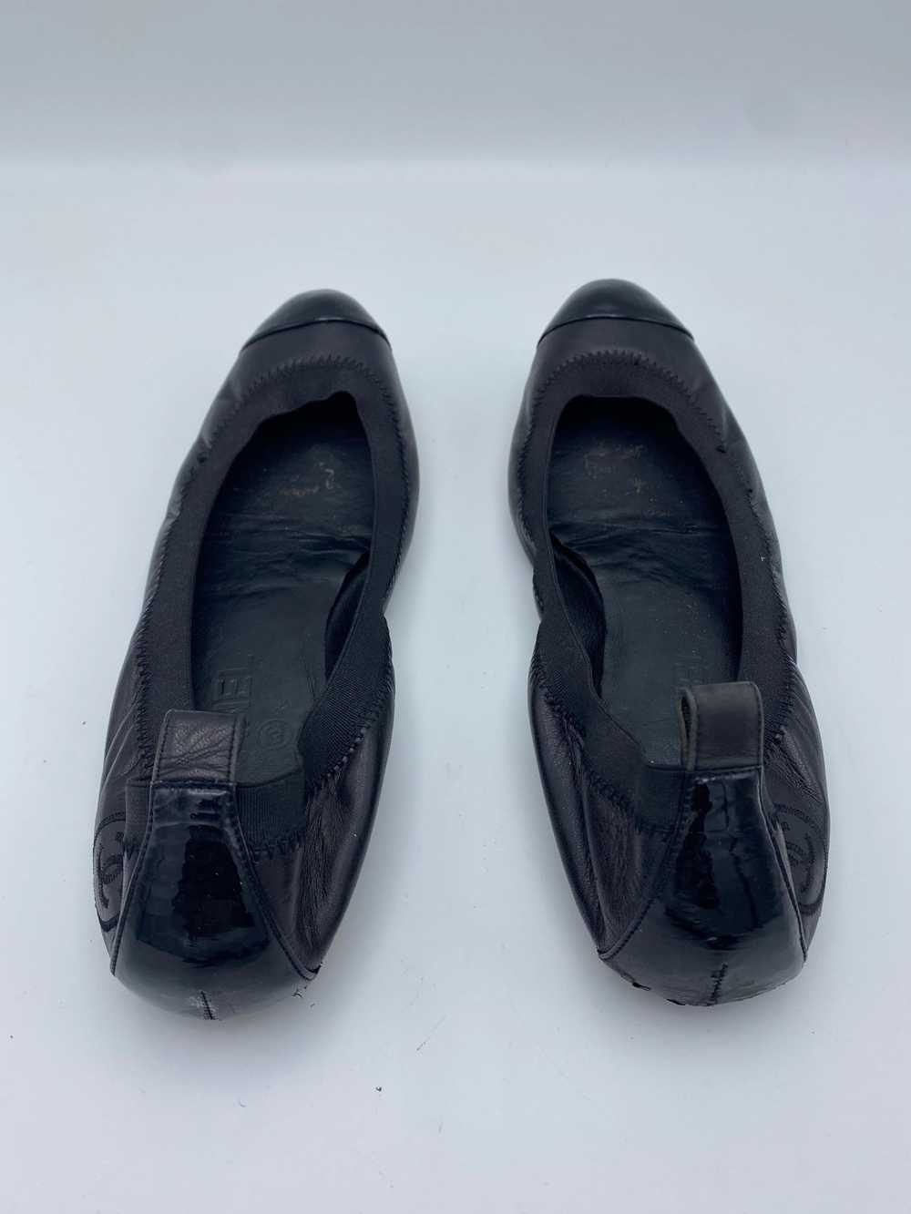 Chanel Black Leather Ballet Flat Shoes, Size 38 - image 12