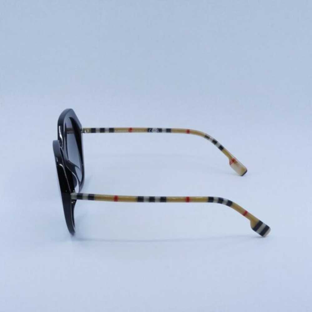 Burberry Sunglasses - image 8