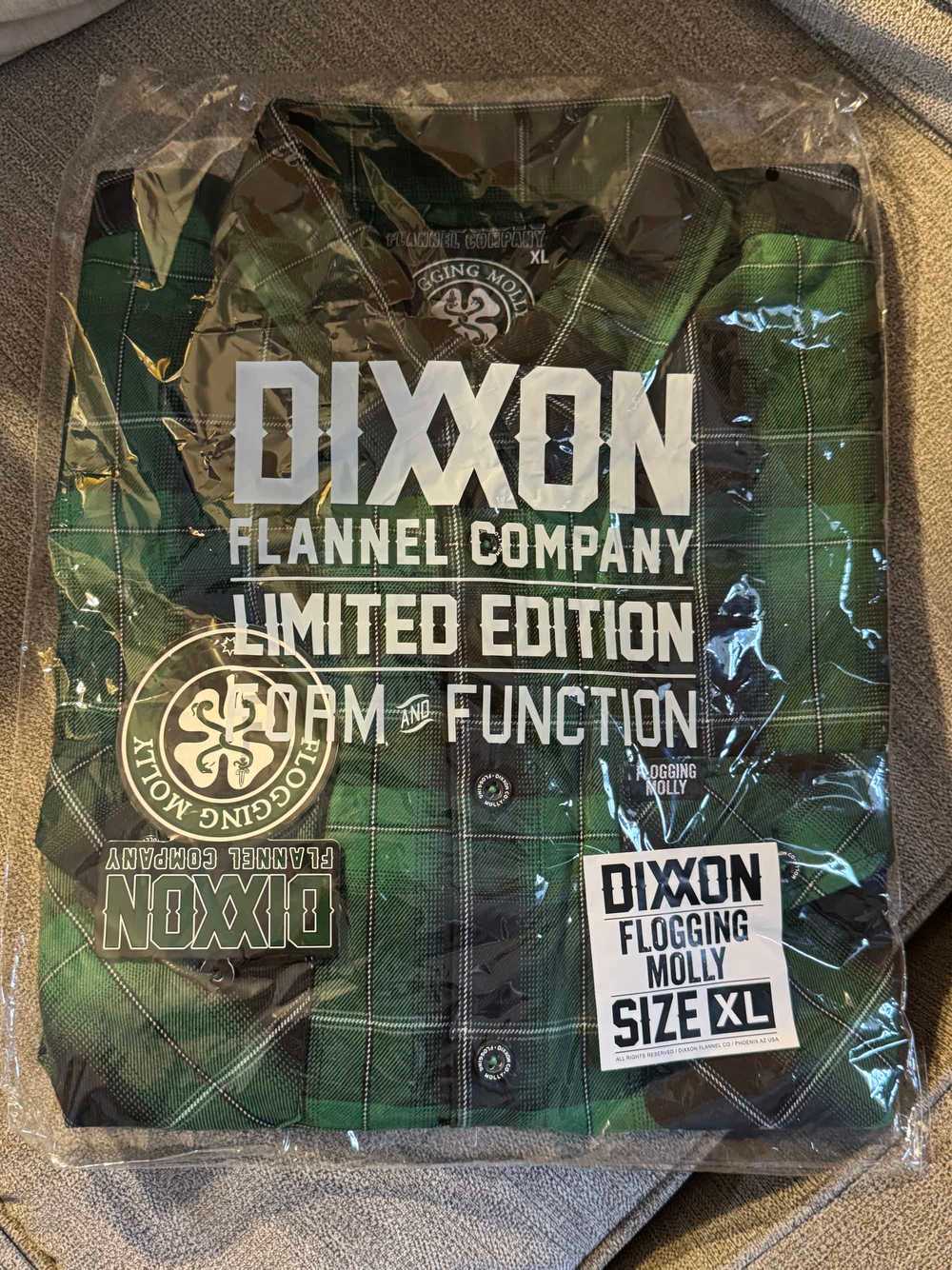 dixxon Men's Flogging Molly Flannel - image 6