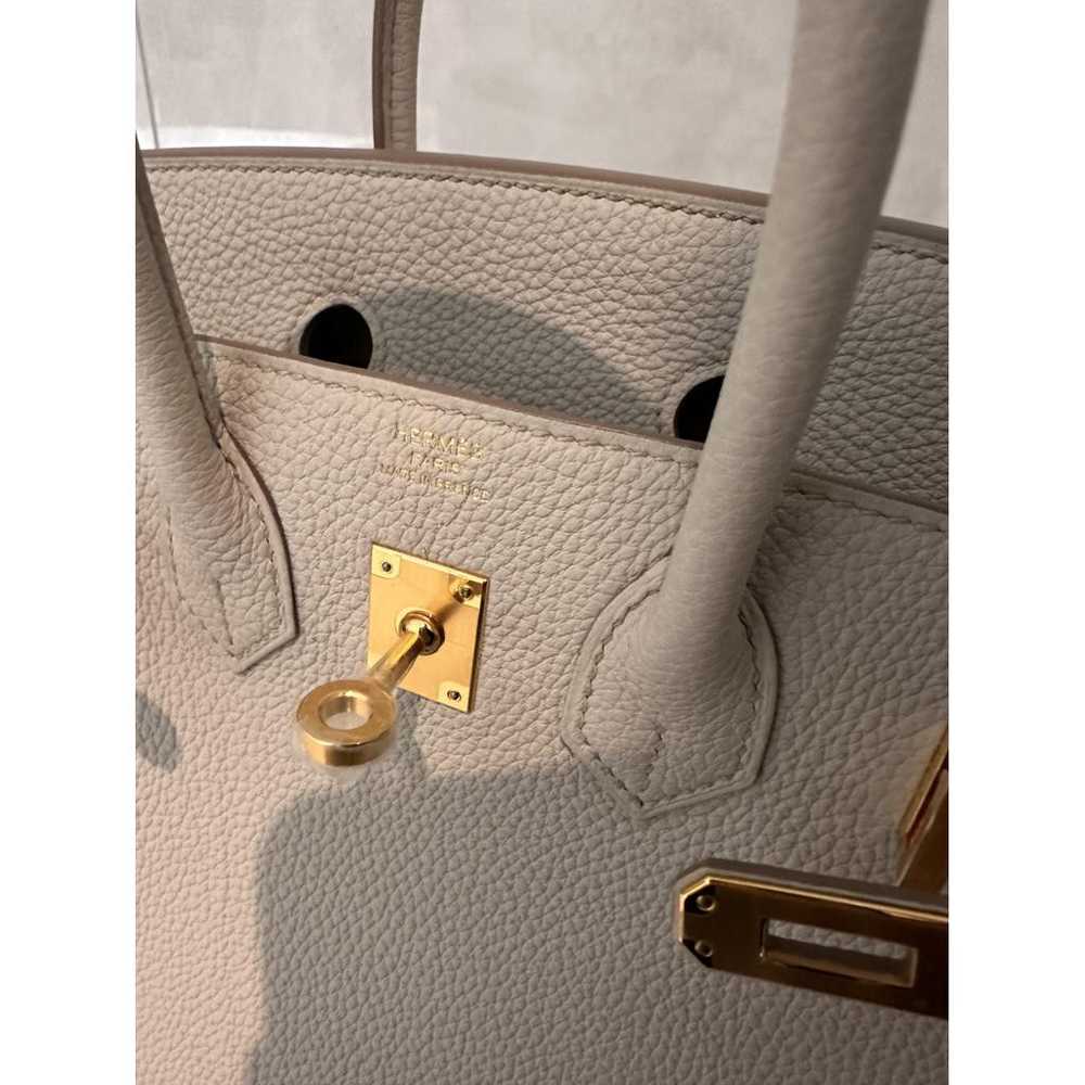 Hermès Birkin 25 leather handbag - image 6