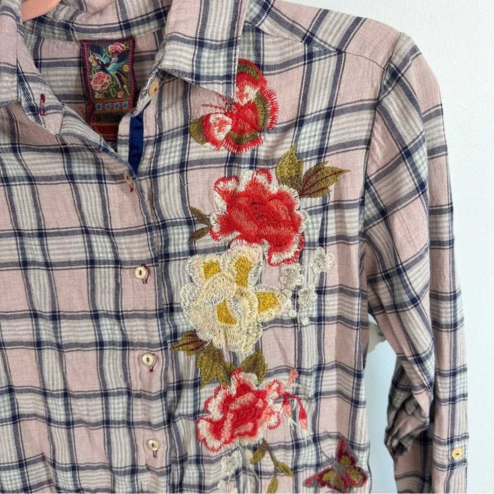 Johnny Was Workshop Blue Plaid Embroidered Floral… - image 5