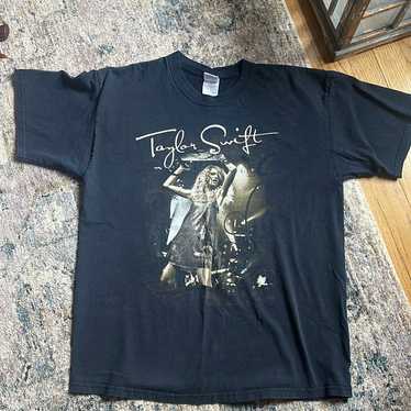 Offers Taylor Swift 2009 Fearless Gildan shirt